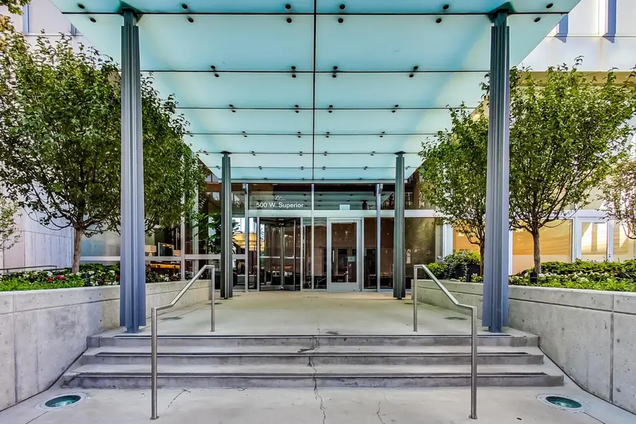500 W Superior Street #1804, Chicago, IL 60654 - Image #3