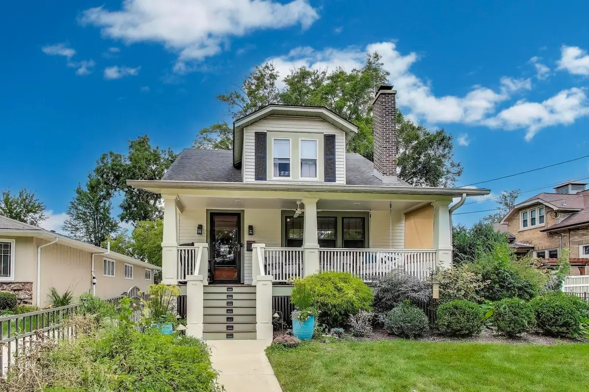 408 E Evergreen Street, Wheaton, IL 60187 - Image #1