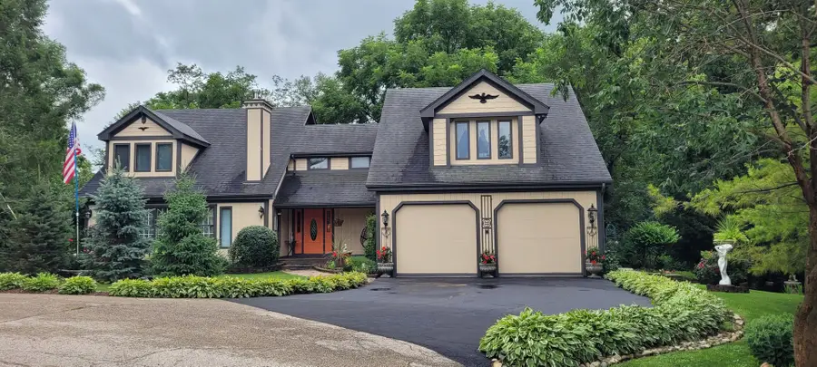 8019 Wonder View Drive, Wonder Lake, IL 60097 - Image #2