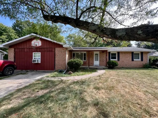 111 Magnolia Drive, Villa Grove, IL 61956