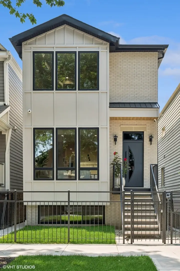 3040 N Hoyne Avenue, Chicago, IL 60618 - Image #1