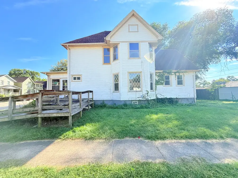 695 N Harrison Avenue, Kankakee, IL 60901 - Image #2