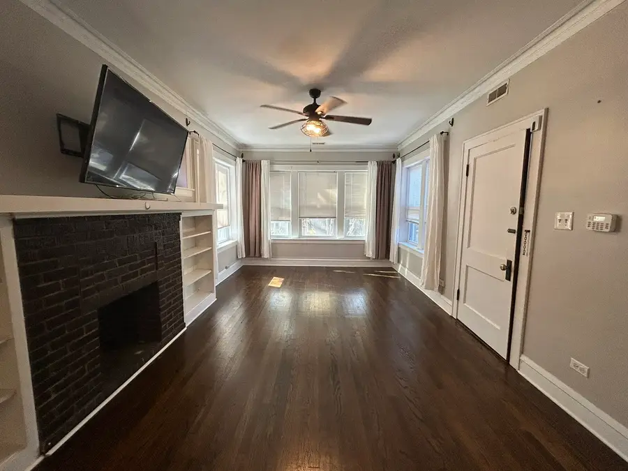 6117 N Meade Avenue, Chicago, IL 60646 - Image #2