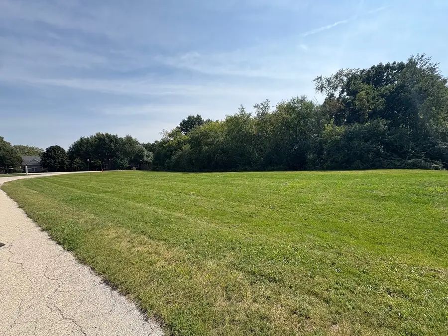 6001 Brighton Lane, Lakewood, IL 60014 - Image #3