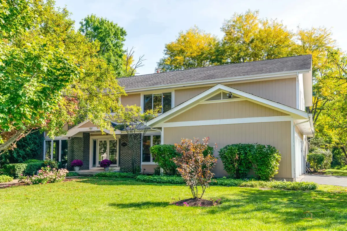 6 Devonshire Lane, Lincolnshire, IL 60069 - Image #1