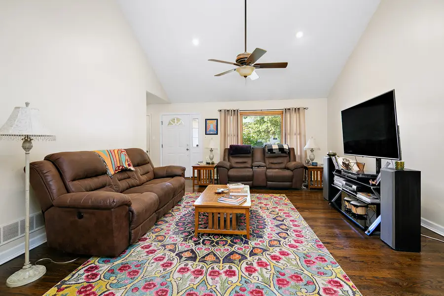 450 S Walnut Street, Manteno, IL 60950 - Image #3