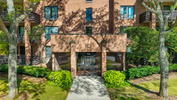 1066 Shermer Road #43, Northbrook, IL 60062
