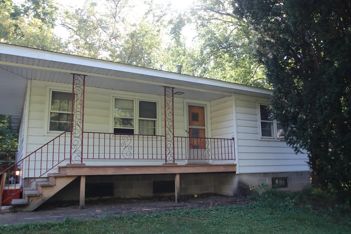 29 S Hickory Avenue, Fox Lake, IL 60020 - Image #1