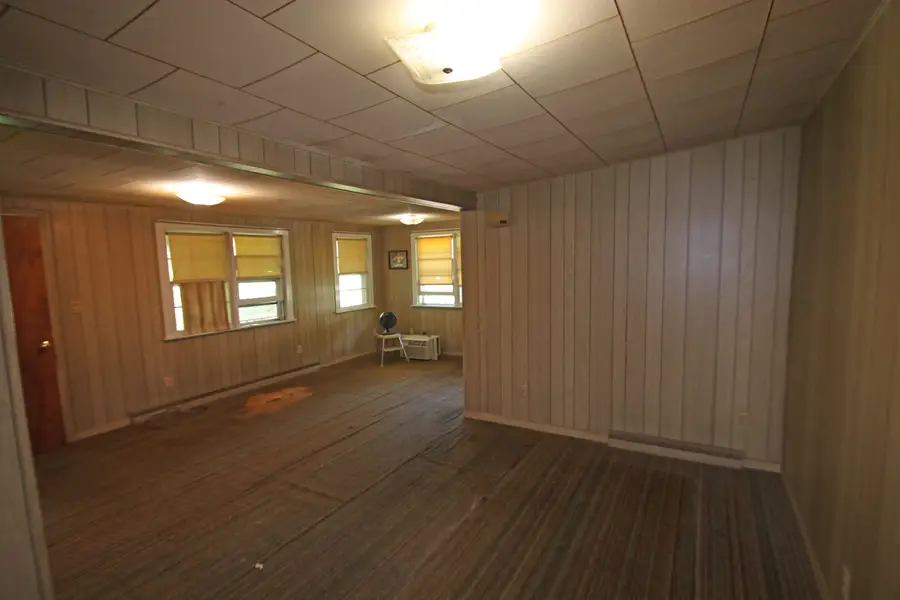 29 S Hickory Avenue, Fox Lake, IL 60020 - Image #2