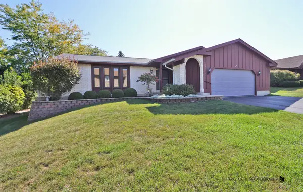 39832 N Crabapple Drive, Antioch, IL 60002