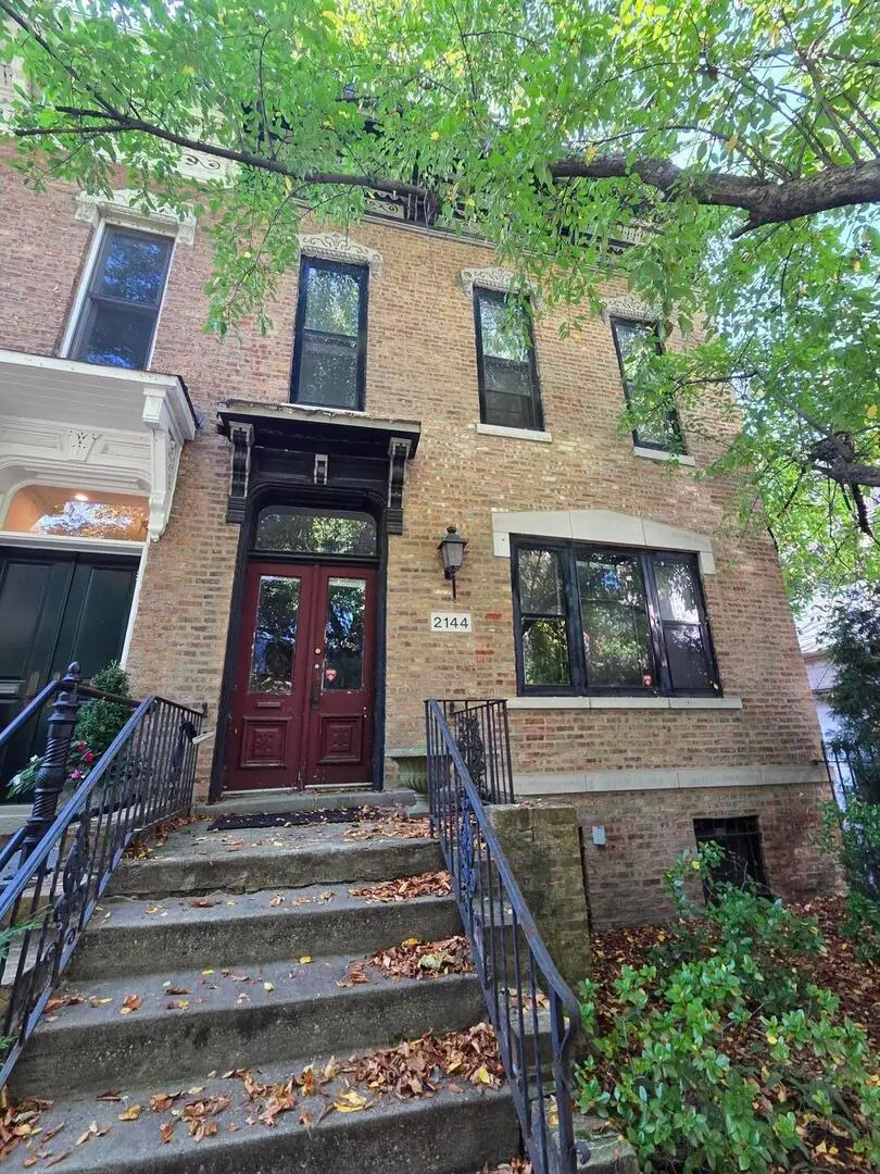2144 N Fremont Street, Chicago, IL 60614 - Image #1