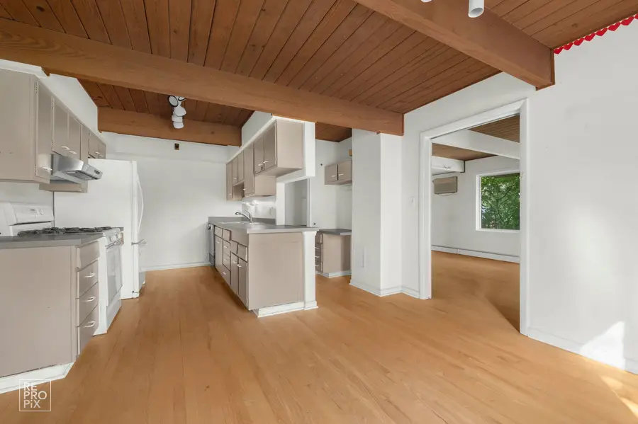 553 Barton Avenue, Evanston, IL 60202 - Image #3