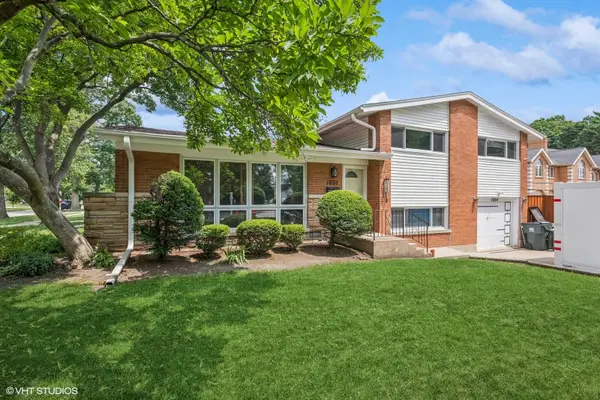 1804 E Euclid Avenue, Arlington Heights, IL 60004