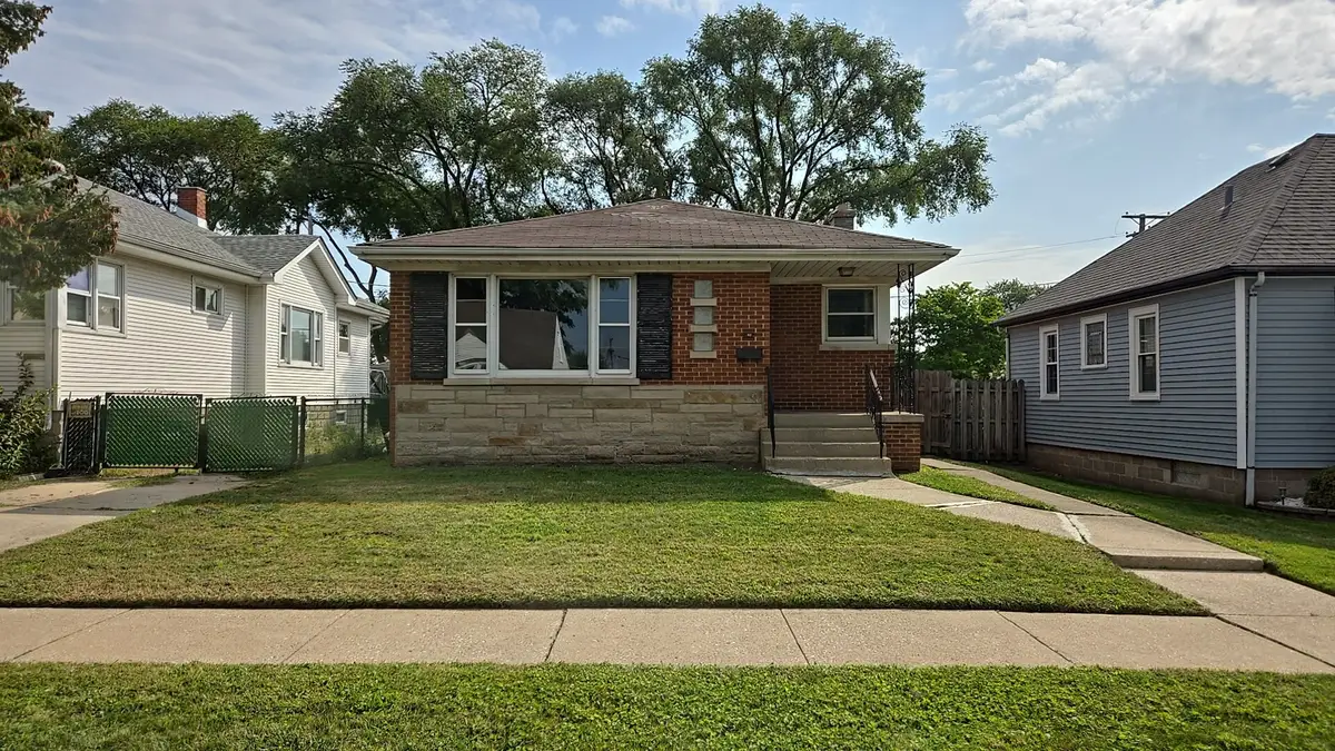 413 Greenbay Avenue, Calumet City, IL 60409 - #1