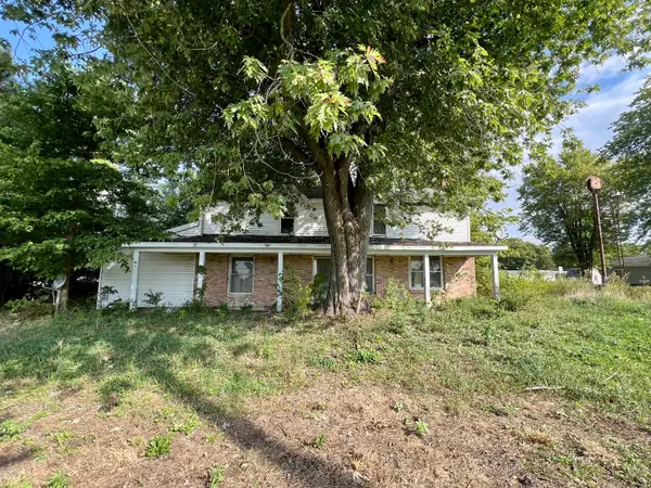 215 W Main Street, Sheldon, IL 60966