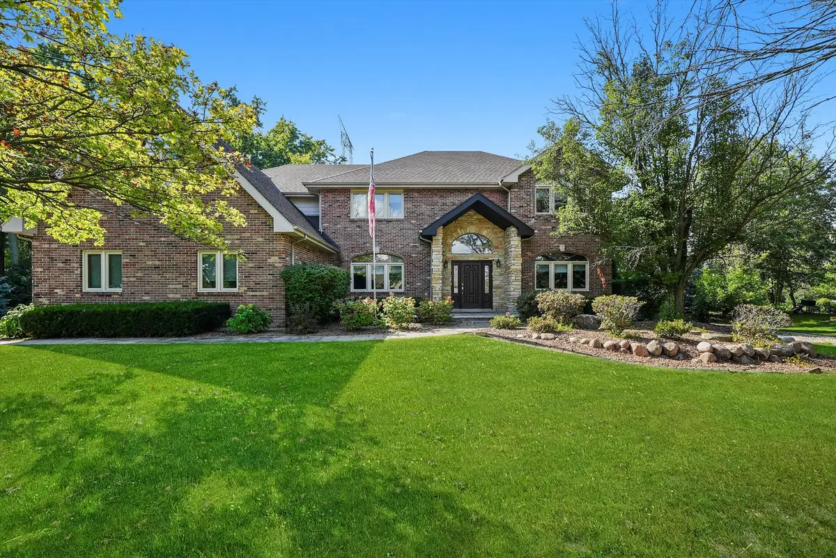 17860 S Crystal Lake Drive, Homer Glen, IL 60491 - Image #1