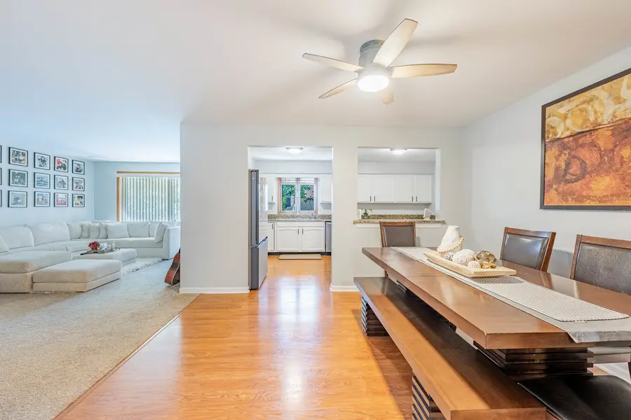 11015 S 84th Avenue #3C, Palos Hills, IL 60465 - Image #2