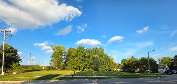 391 Capitol Drive, Sugar Grove, IL 60554
