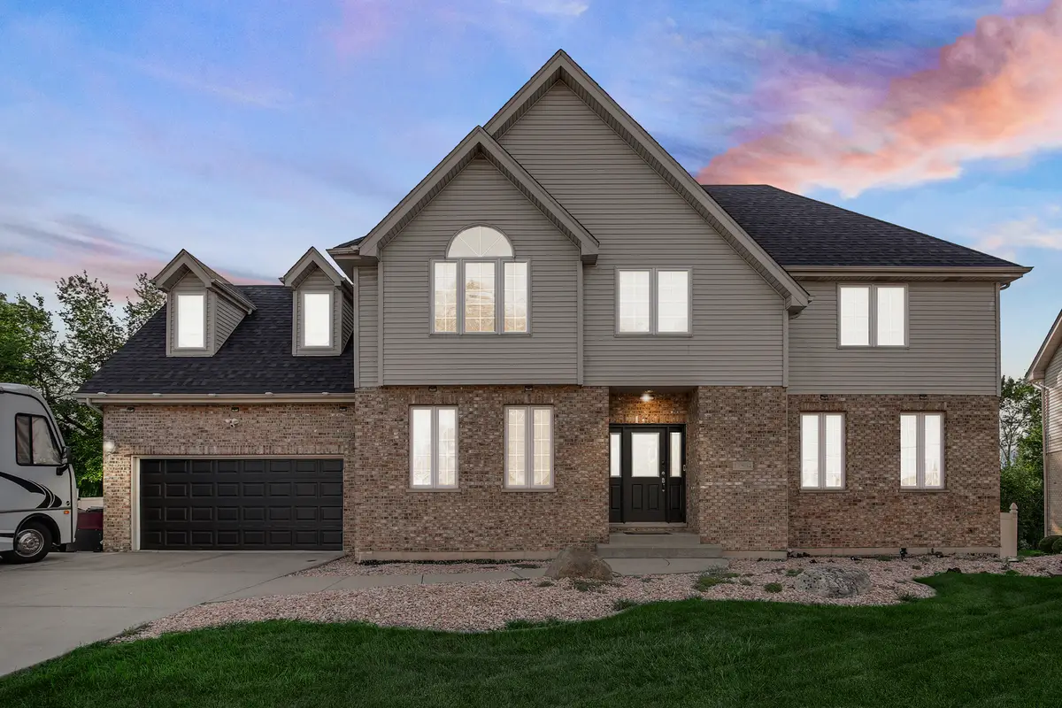 17504 Danielle Court, Hazel Crest, IL 60429 - Image #1