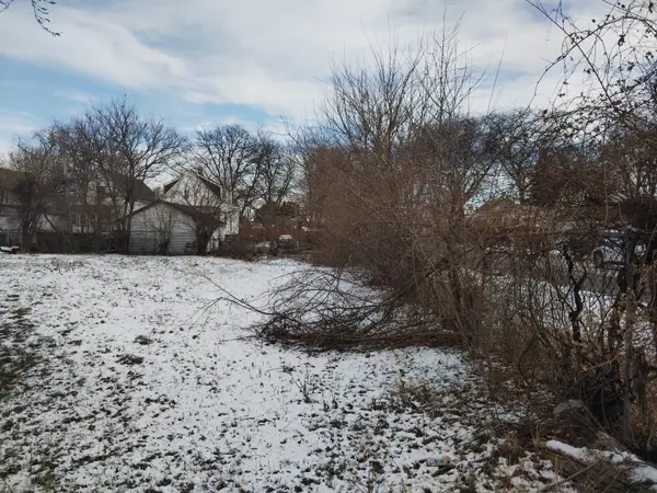 Address Withheld By Seller, Chicago, IL 60620