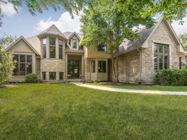 39W663 Henry David Thoreau Place, St. Charles, IL 60175