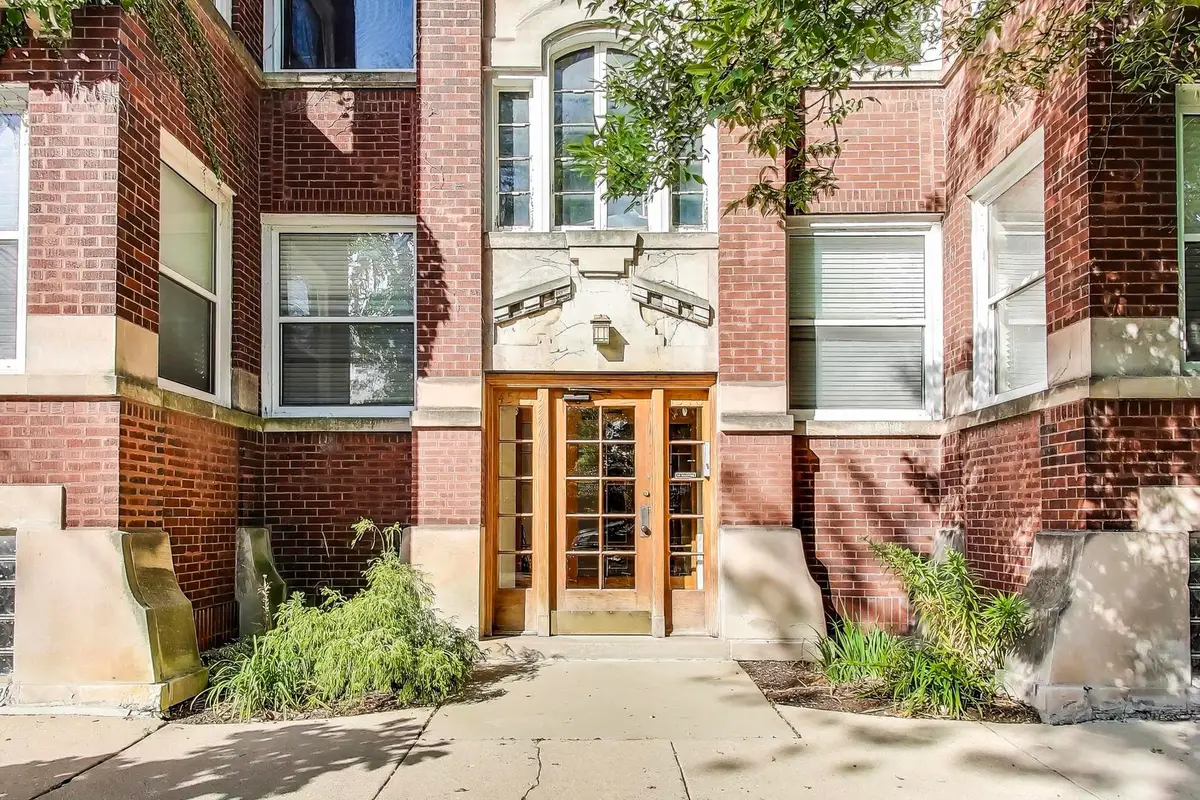 4544 N Sacramento Avenue #2, Chicago, IL 60625 - #1