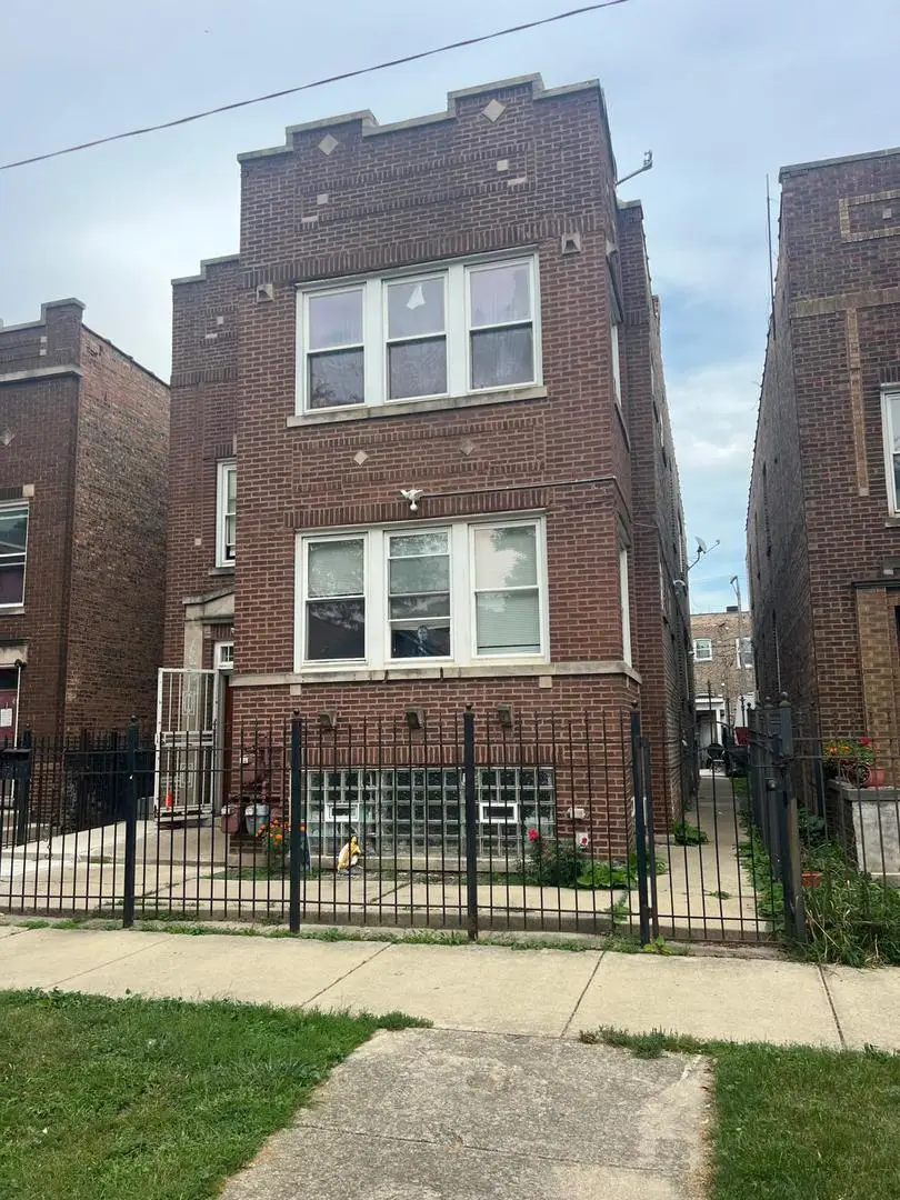 6155 S Whipple Avenue, Chicago, IL 60629 - Image #1