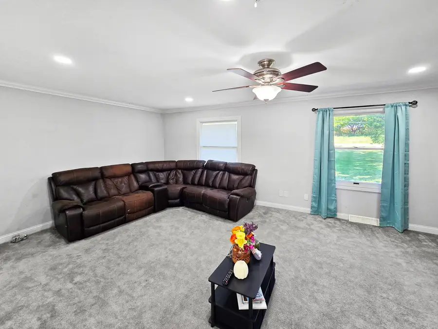 934 Vilman Road, Plano, IL 60545 - #2