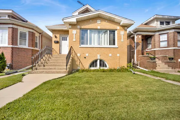 7807 W Cressett Drive W, Elmwood Park, IL 60707