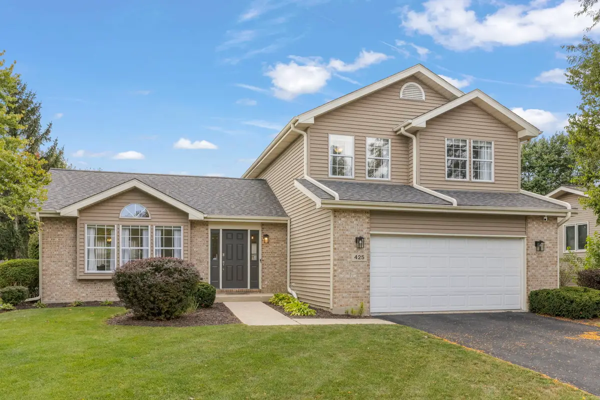 425 Cimarron Drive E, Aurora, IL 60504 - Image #1