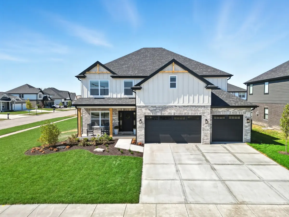 23039 Lakeview Estates Boulevard, Frankfort, IL 60423 - Image #1