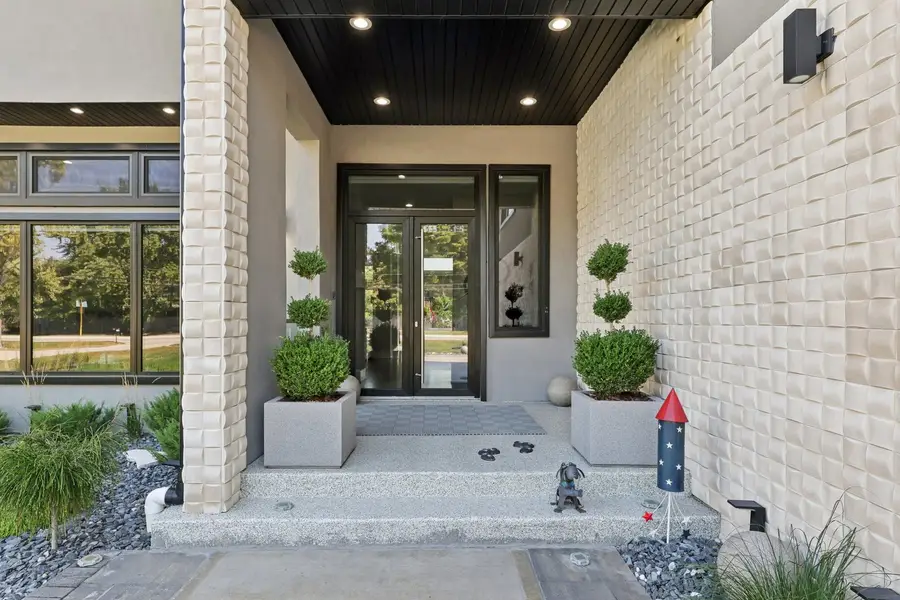 1341 Pfingsten Road, Northbrook, IL 60062 - #3