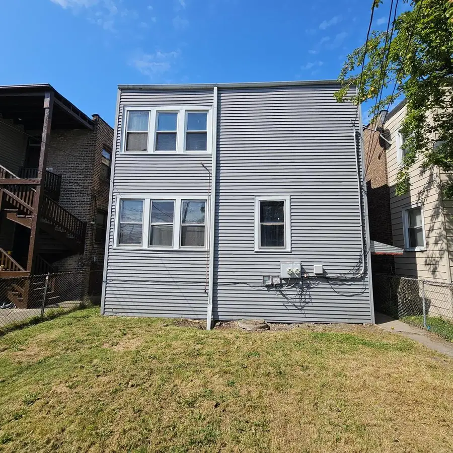 7843 S Honore Street, Chicago, IL 60620 - Image #2