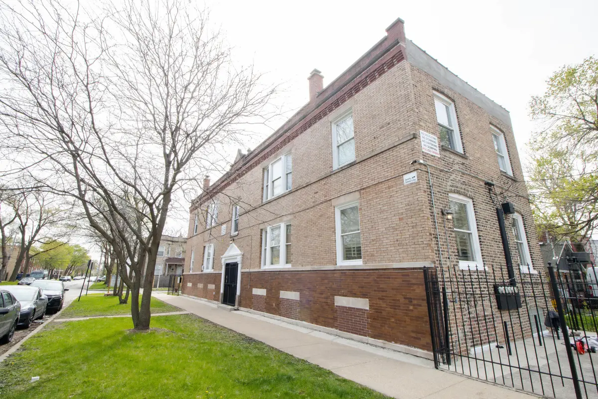 3345 W Huron Street, Chicago, IL 60624 - #1
