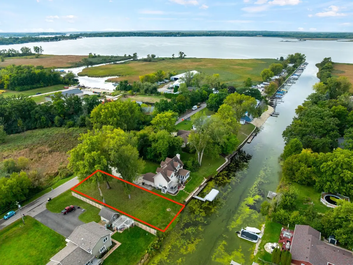 26118 W Oak Avenue, Antioch, IL 60002 - Image #1