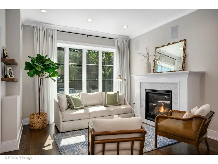 Address Withheld By Seller, Chicago, IL 60614 - #2