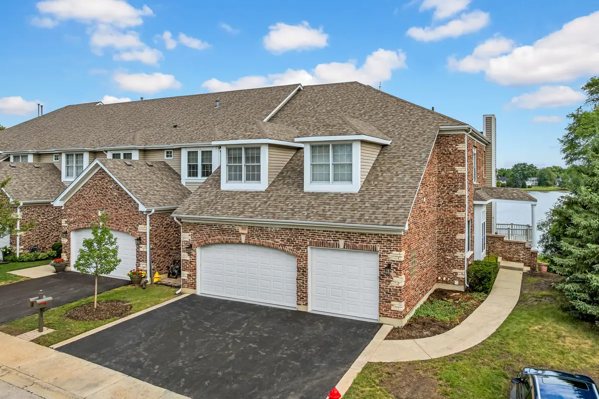 1020 W Bogey Lane, Palatine, IL 60067 - Image #1