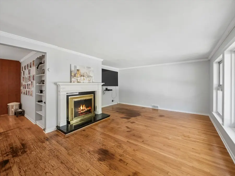 1811 N Thatcher Avenue, Elmwood Park, IL 60707 - Image #2