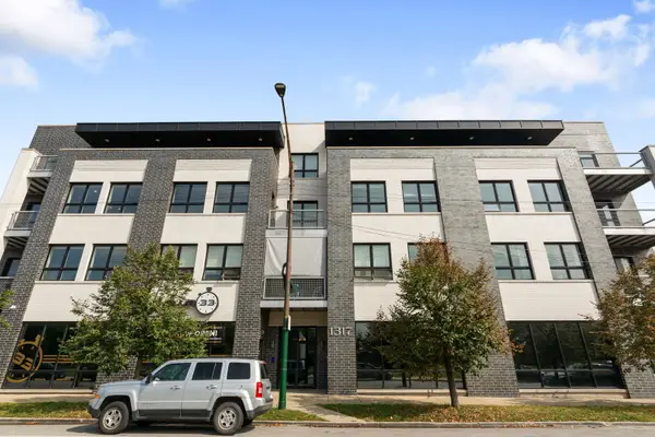 1317 N Larrabee Street #305, Chicago, IL 60610