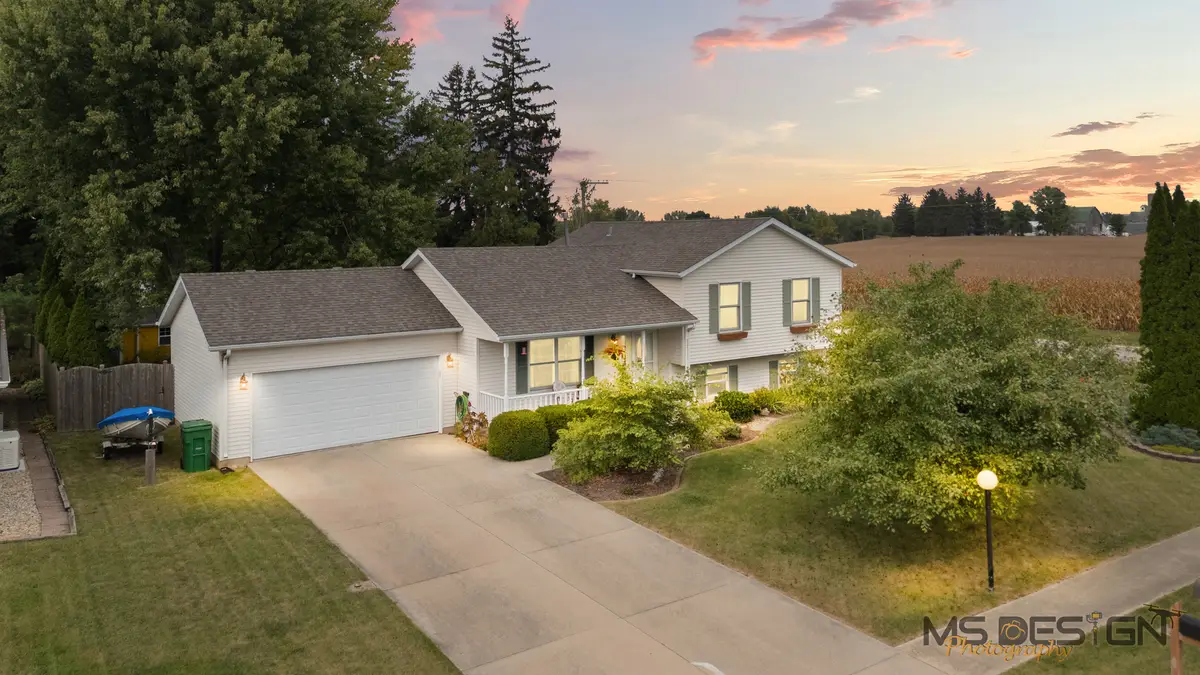 101 Forest Drive, Kirkland, IL 60146 - Image #1