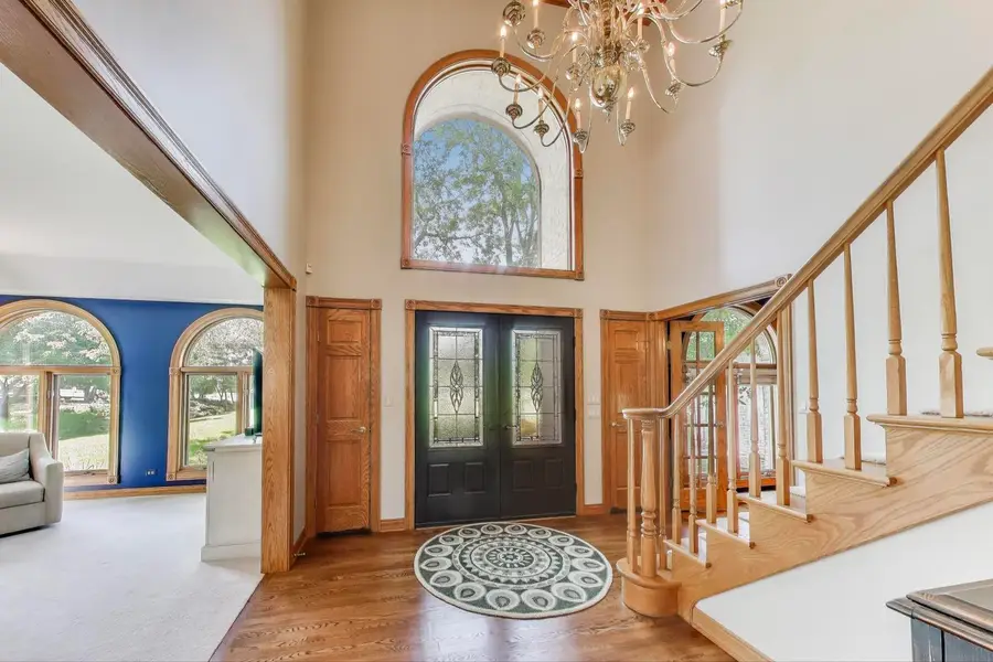 6 Steeplechase Drive, Hawthorn Woods, IL 60047 - Image #2