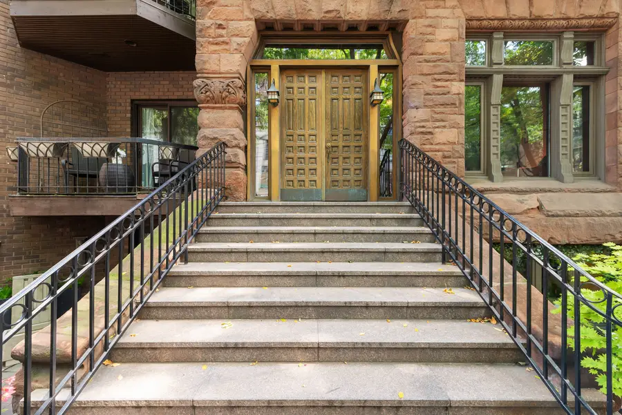 1245 N Dearborn Street #1N, Chicago, IL 60610 - Image #2