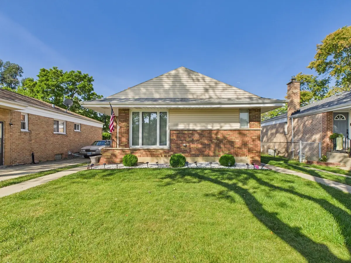 Address Withheld By Seller, Bellwood, IL 60104 - Image #1
