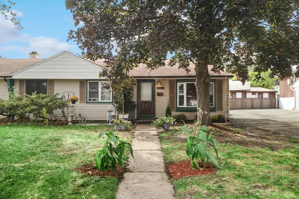 8772 S Kolmar Avenue, Hometown, IL 60456