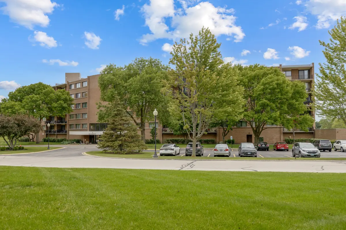 15 Bar Harbour Road #4F, Schaumburg, IL 60193 - #1