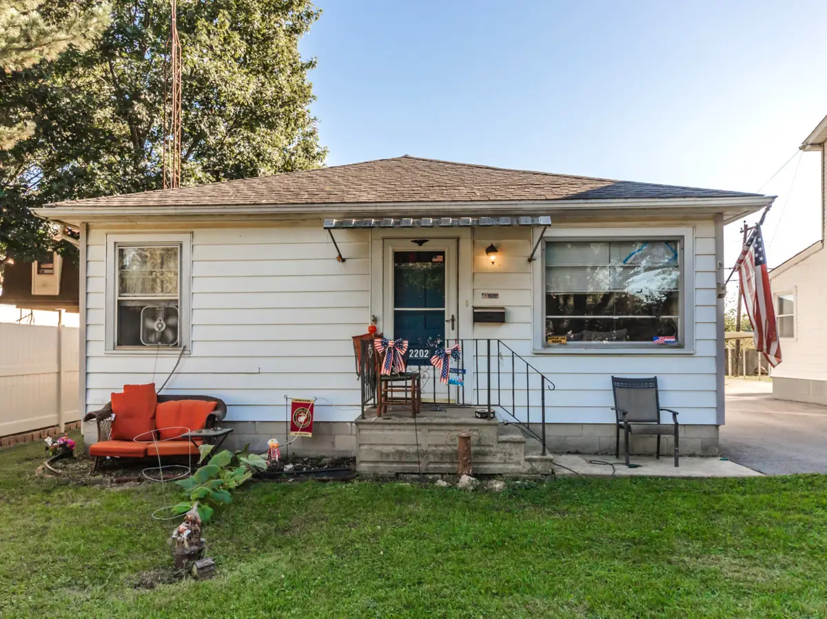 2202 E Washington Street, Joliet, IL 60433 - Image #1