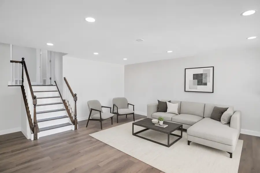 615 Cordial Drive, Des Plaines, IL 60018 - Image #3