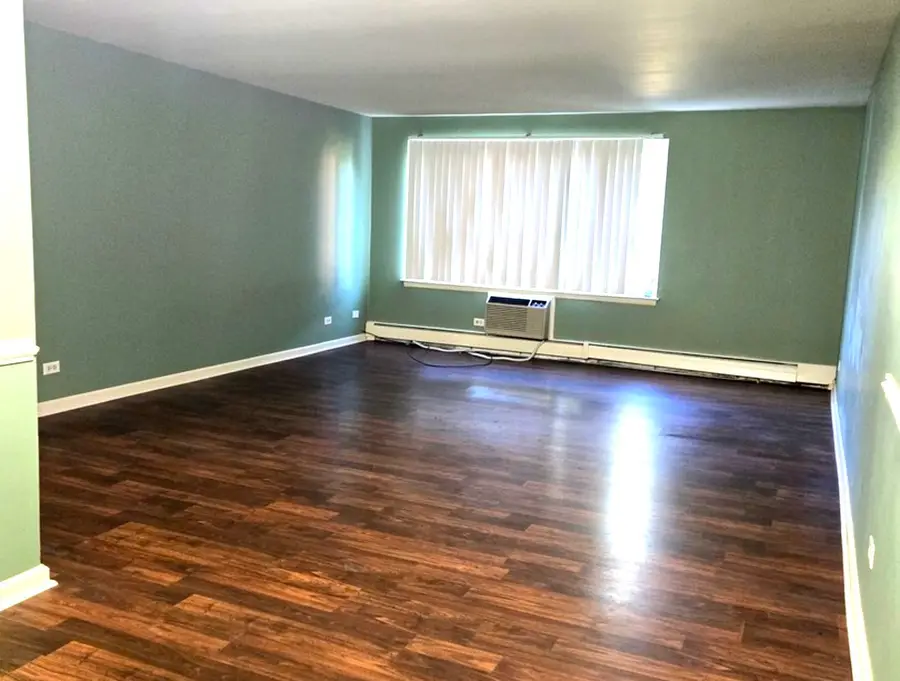 1117 S Old Wilke Road #206, Arlington Heights, IL 60005 - Image #3