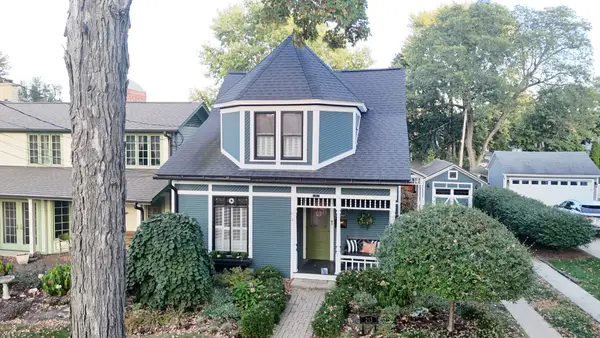 213 S 5th Street, Geneva, IL 60134