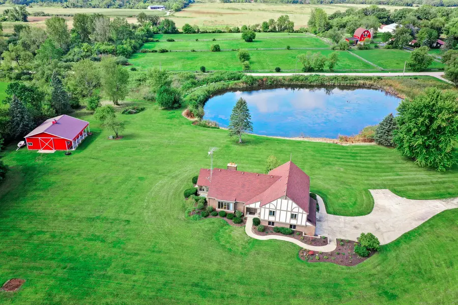 9206 N Clark Road, Richmond, IL 60071 - Image #2